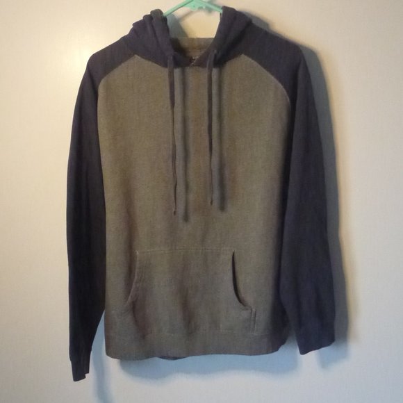Women's Generic Hoodie - Picture 3 of 6